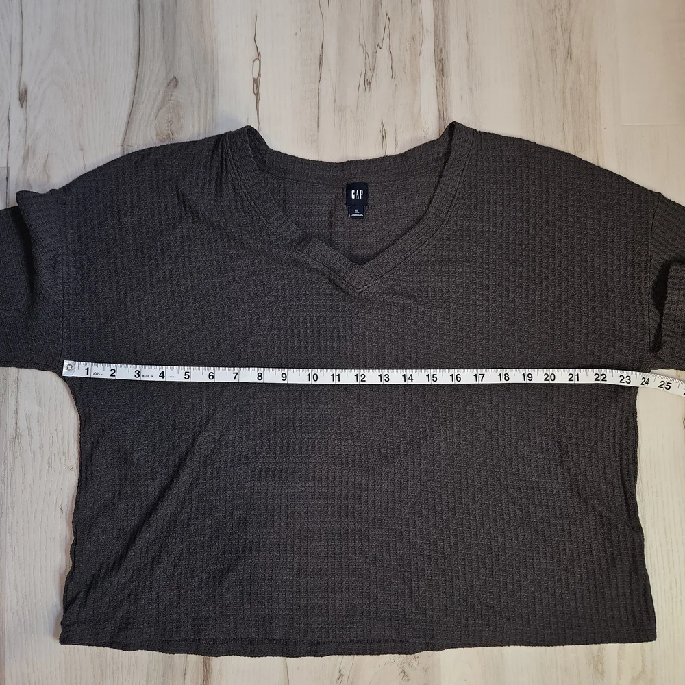 GAP Waffle Knit V-Neck Top WomenXL Charcoal Grey Thermal Long Sleeve Soft Lounge - Picture 4 of 8